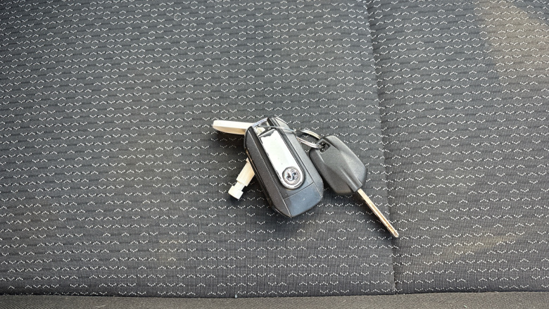 Vauxhall Crossland X 1.2T ecoTec [110] SE Nav 5dr [Start Stop] Petrol Hatchback